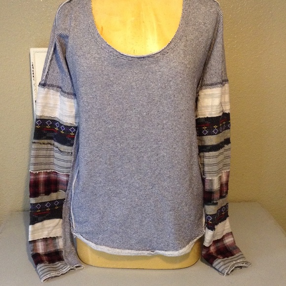 Free People Sweaters - We The Free Top 💕